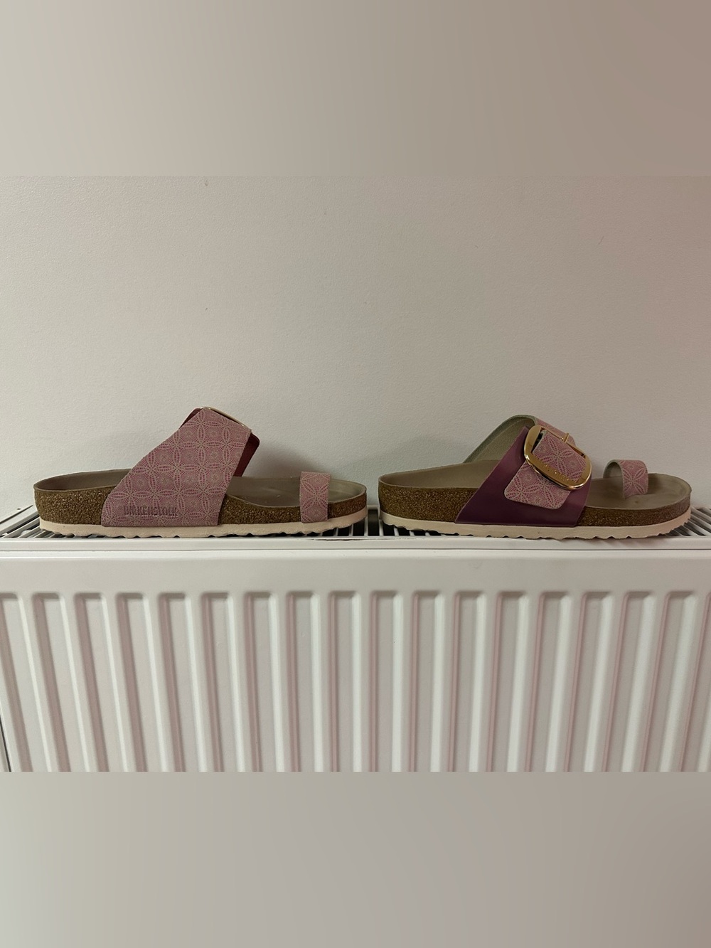 Birkenstock Pink Patterned Single-Strap Buckle Sandals - Picture 2 of 4